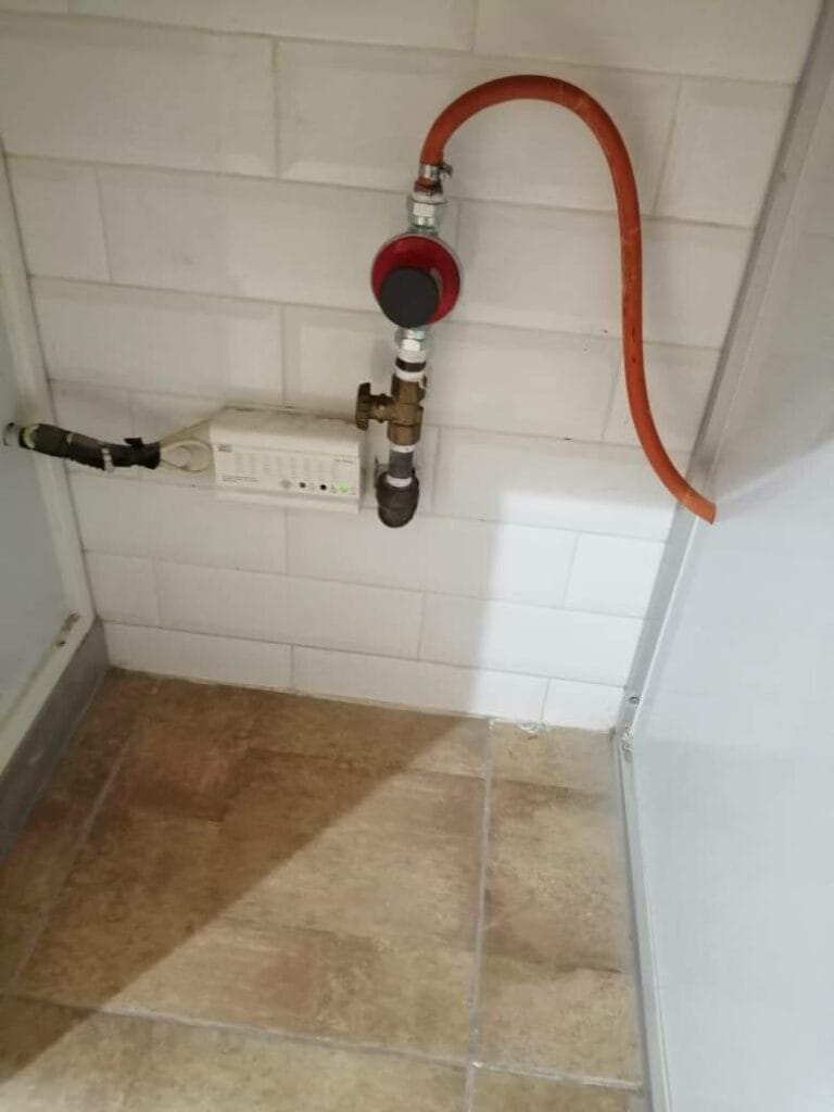 كشف تسربات الغاز و صيانه